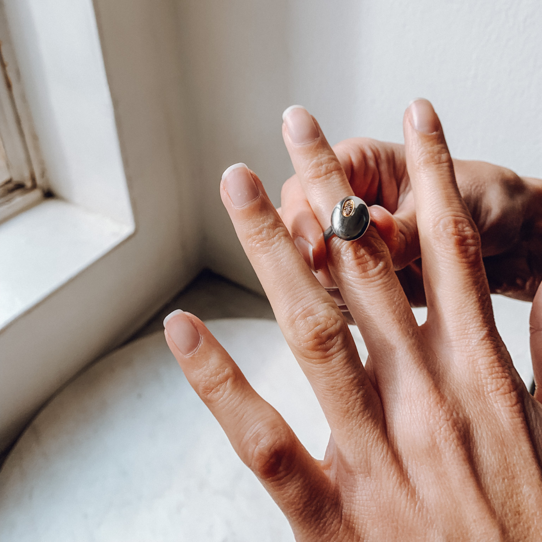 Skipping Stones Ring - KL Diamonds