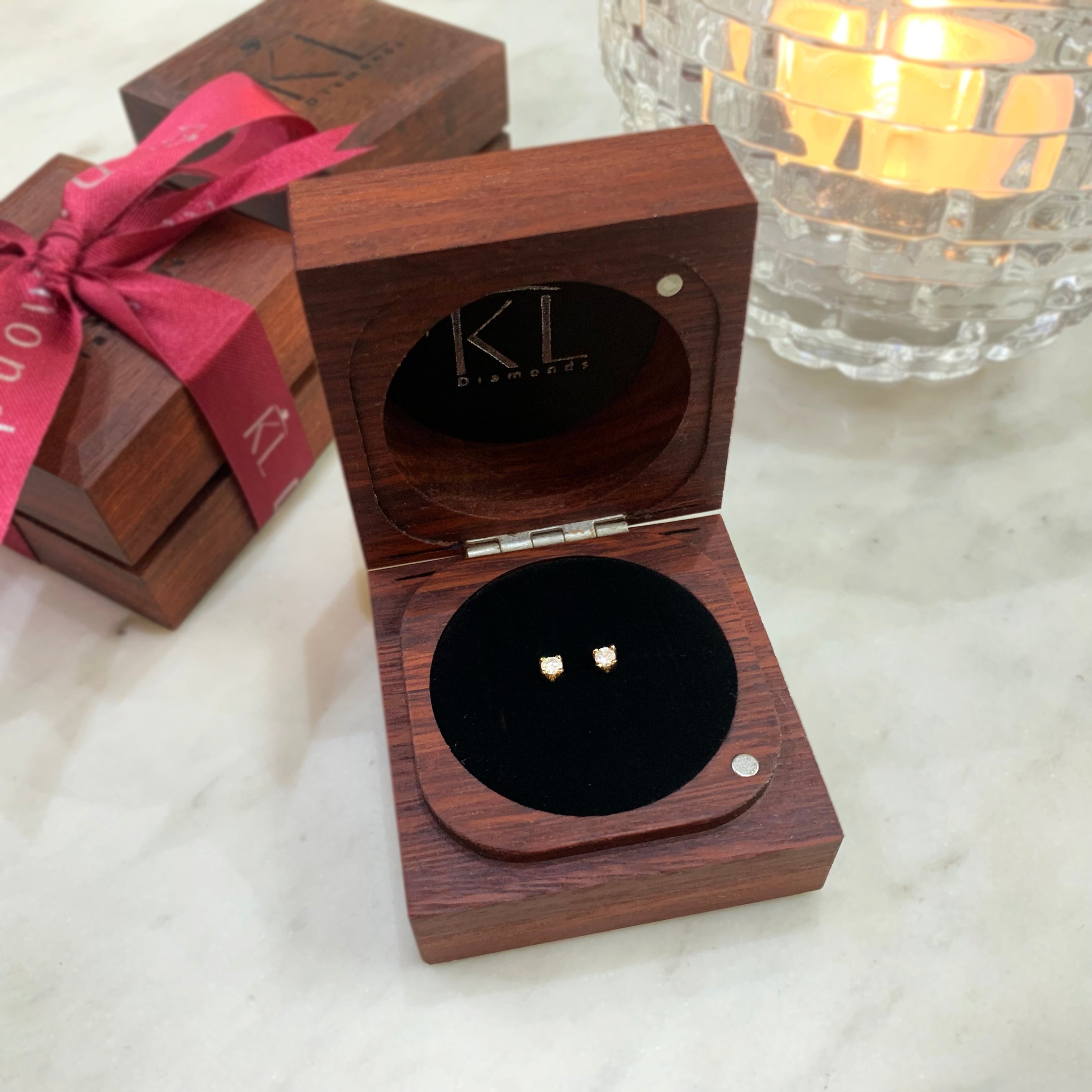 .14ct Yellow Gold Diamond Stud Earrings