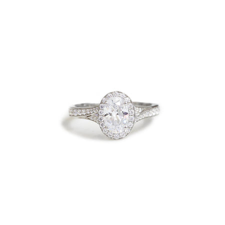 Oval shape diamond halo engagement ring - KL Diamonds