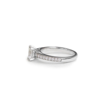 Emerald cut diamond engagement ring - KL Diamonds
