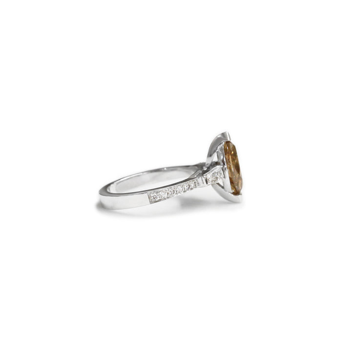 18ct White gold Marquise cut diamond engagement ring - KL Diamonds