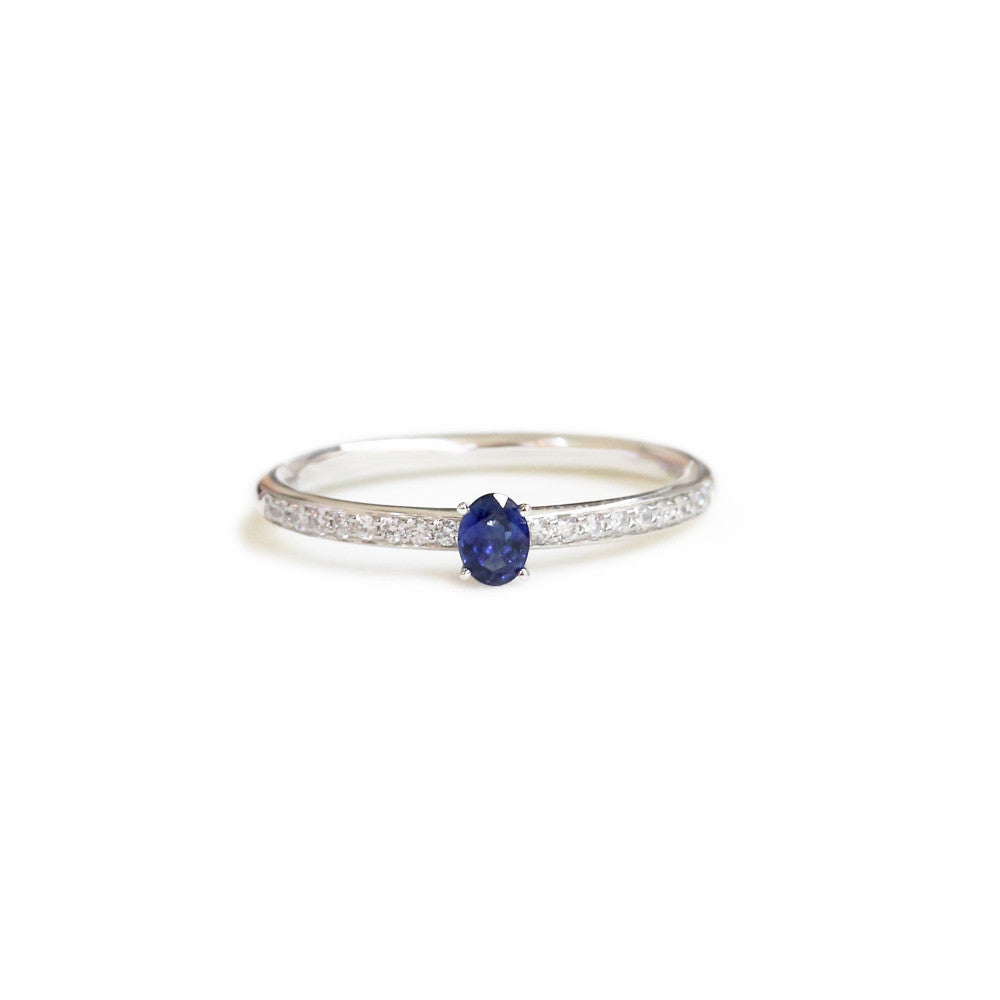 18ct White gold sapphire and diamond ring - KL Diamonds