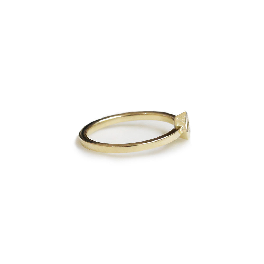 18ct Yellow gold sapphire ring - KL Diamonds